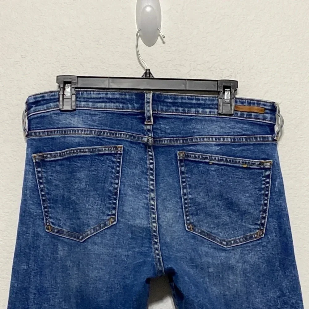 Anthro Pilcro and the Letterpress High Waisted Distressed Slim Straight Jeans 30